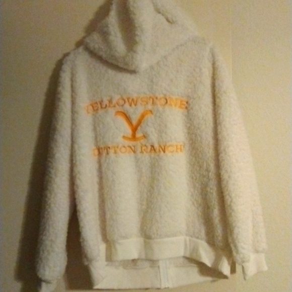 Yellowstone Dutton Ranch Jacket - Picture 1 of 7